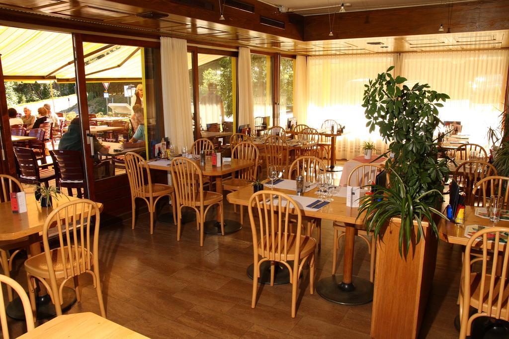 אוברונאז Hostellerie De L'Ardeve מראה חיצוני תמונה